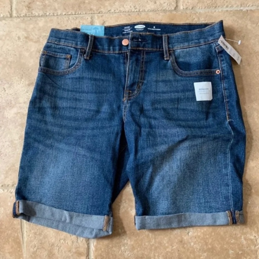 Old navy Bermuda shorts